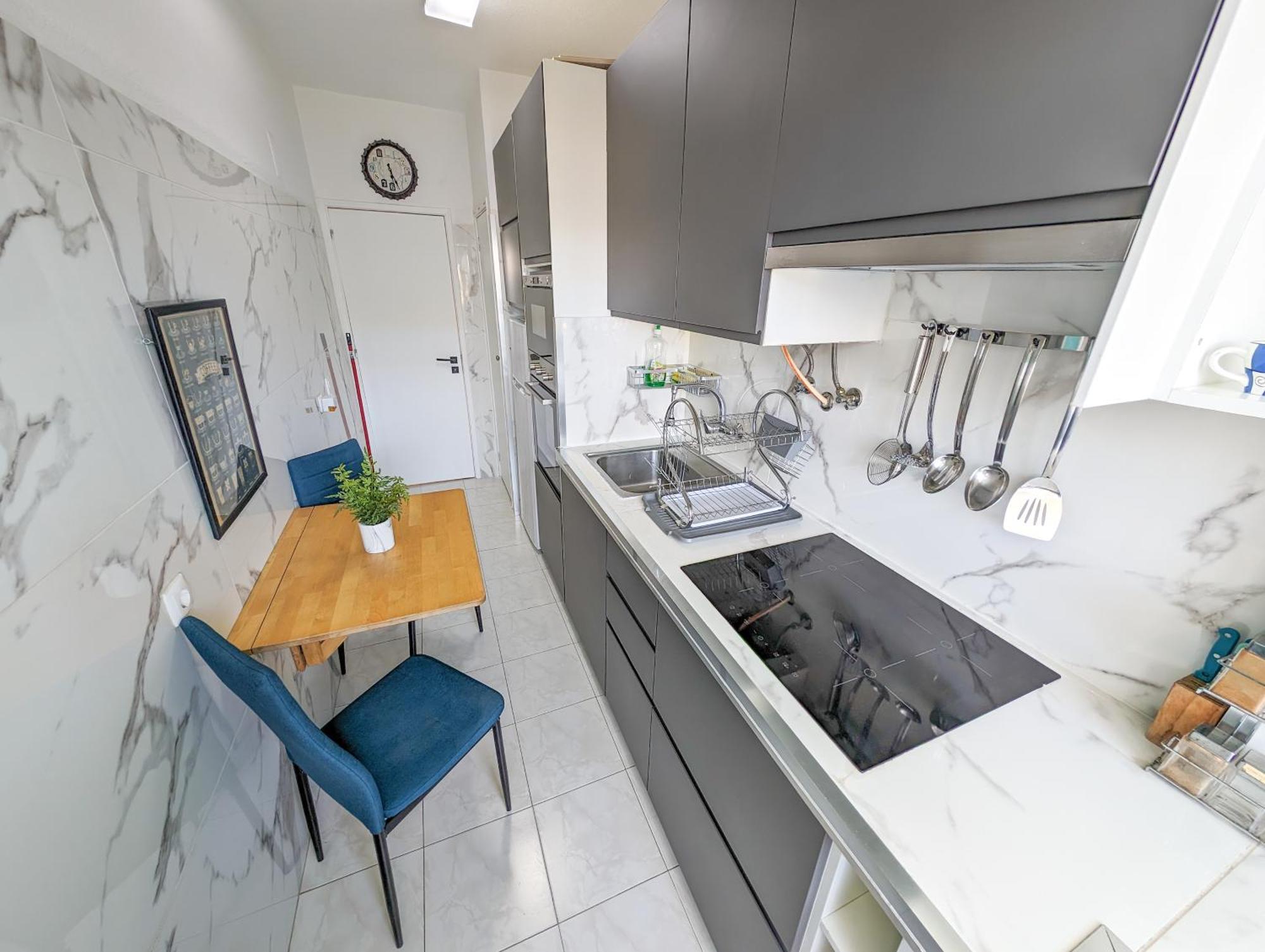 2 Room Condo - 5 Mins From Costa Da Caparica Beach & Bars Εξωτερικό φωτογραφία