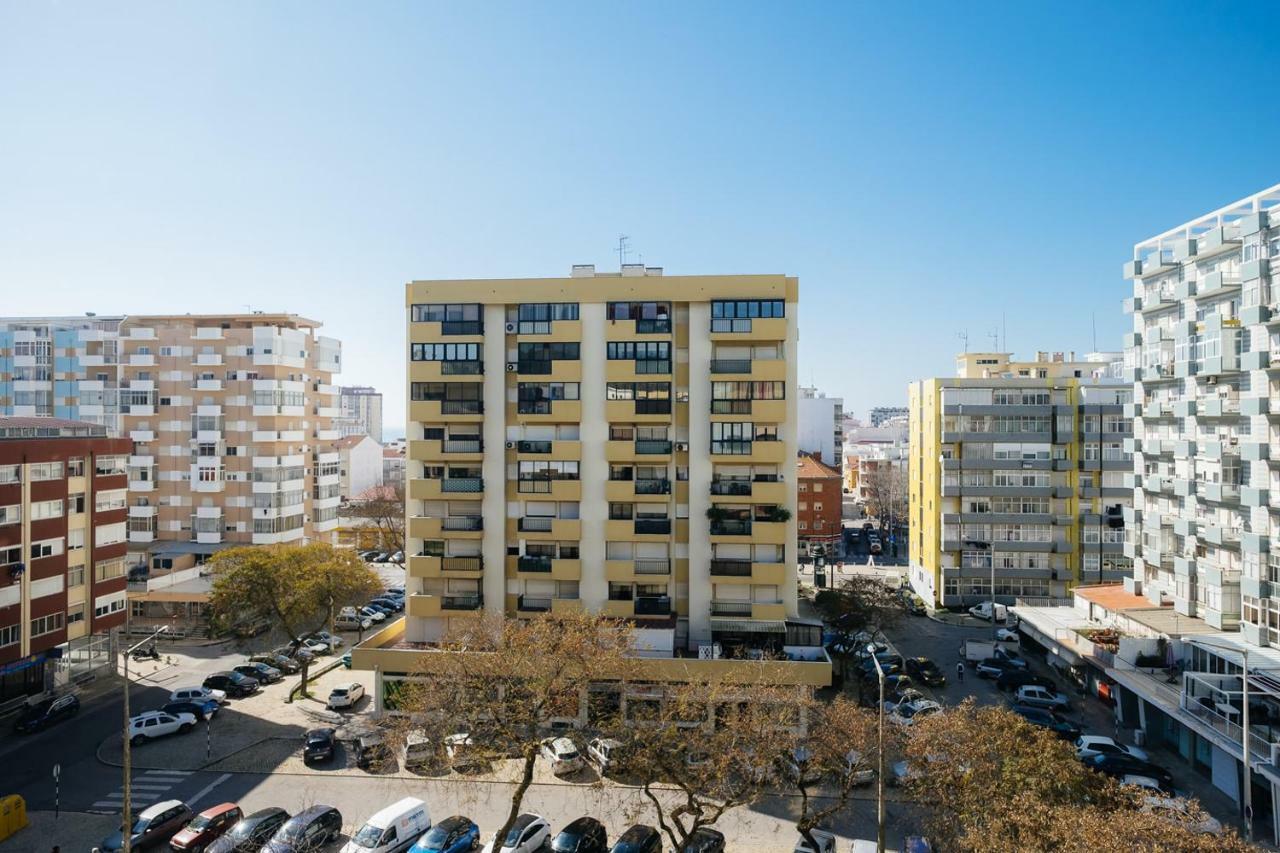 2 Room Condo - 5 Mins From Costa Da Caparica Beach & Bars Εξωτερικό φωτογραφία